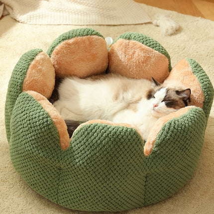 Soft and Warm Cat Bed – Plush Indoor Pet Nest for Cats