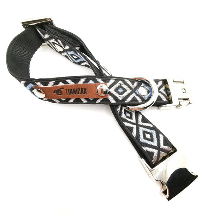Wanderlust Dog Collar – Whisker-Wearer Design for Medium and Large Dogs